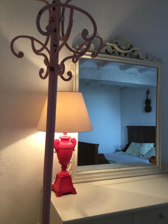 B&B Casa Della Musica Vezzano sul Crostolo Luaran gambar