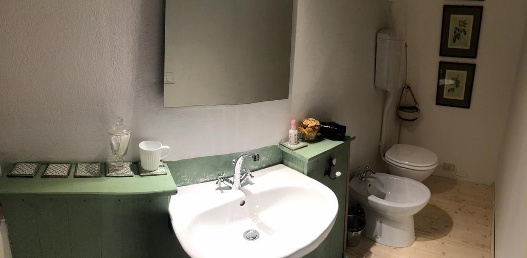B&B Casa Della Musica Vezzano sul Crostolo Luaran gambar